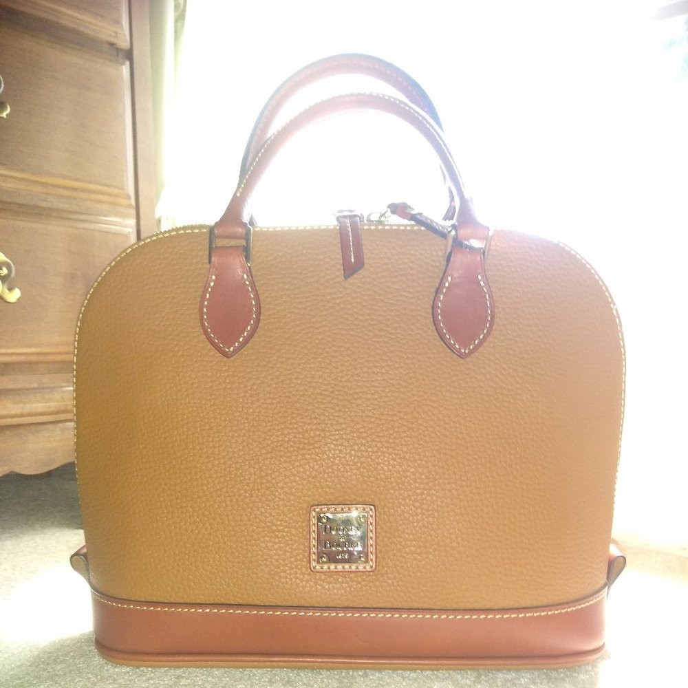 NWT Dooney & Bourke Zip Zip Satchel- Caramel